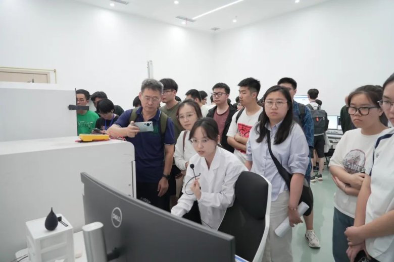 083827_466327_gsdt.jpg